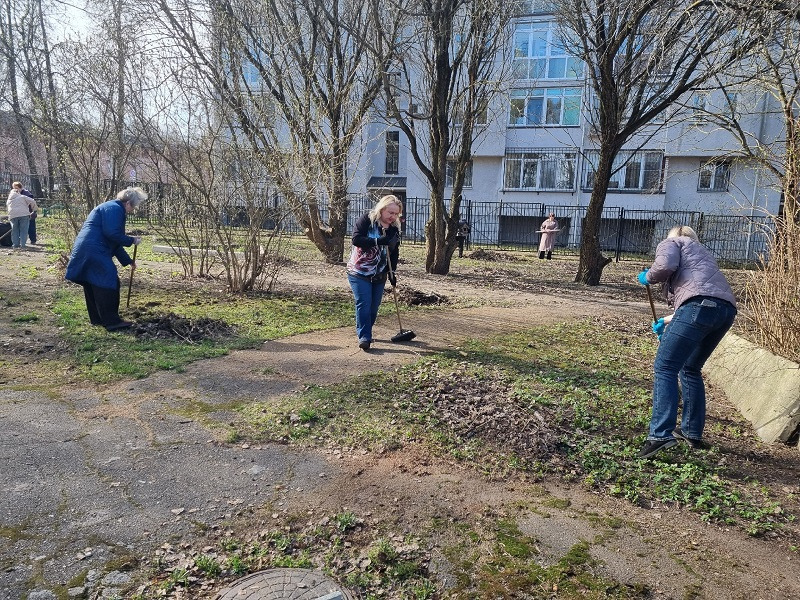 Городской субботник.